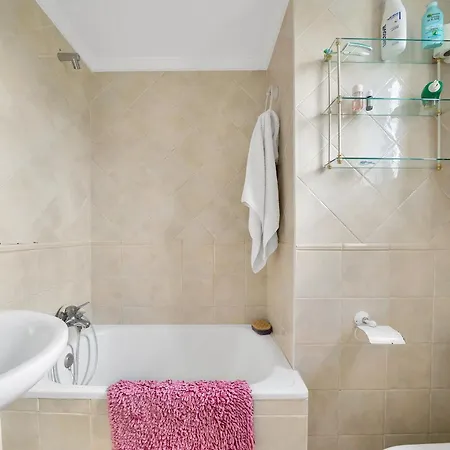 Beachside House Mariabanus Marbella