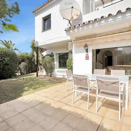 Beachside House Mariabanus * Marbella