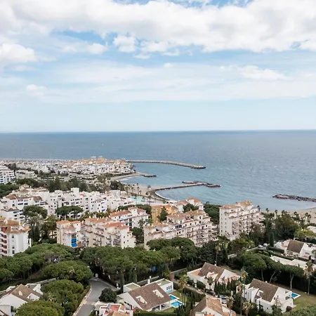 Beachside House Mariabanus * Marbella