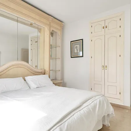 Beachside House Mariabanus Holiday home Marbella