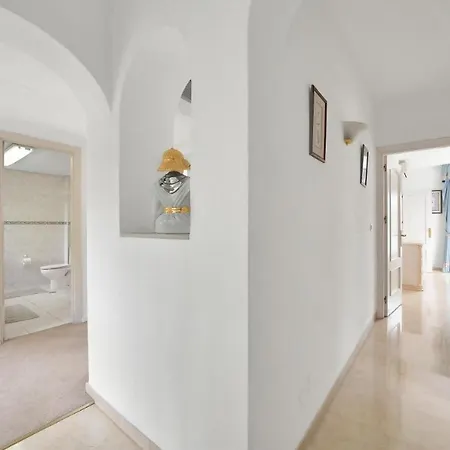 Beachside House Mariabanus Marbella